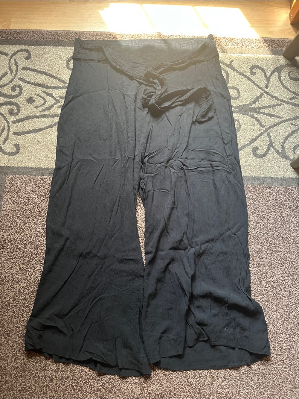 Sseko Black Tie-Waist Wide Leg Pants